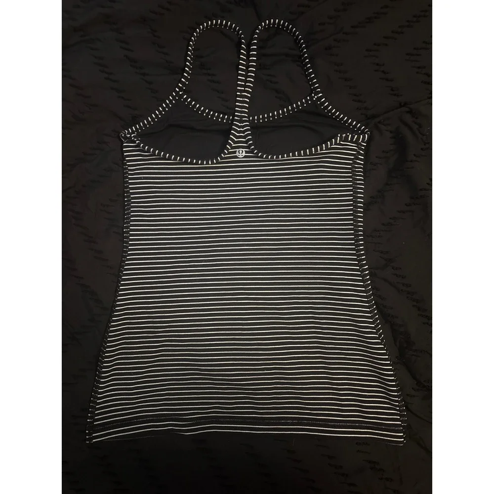 Lululemon Black & White‎ Parallel Stripe Power Y Tank, Size 6